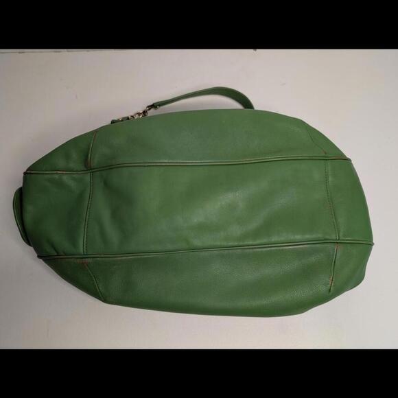 💚 Juicy Couture Green Leather Slouch Bag – Y2K Style - Picture 8 of 9